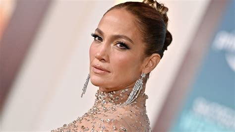 body-lady leak|Jennifer Lopez Posts Video of Her Bare